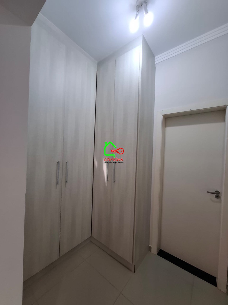 Casa de Condomínio à venda com 3 quartos, 174m² - Foto 2
