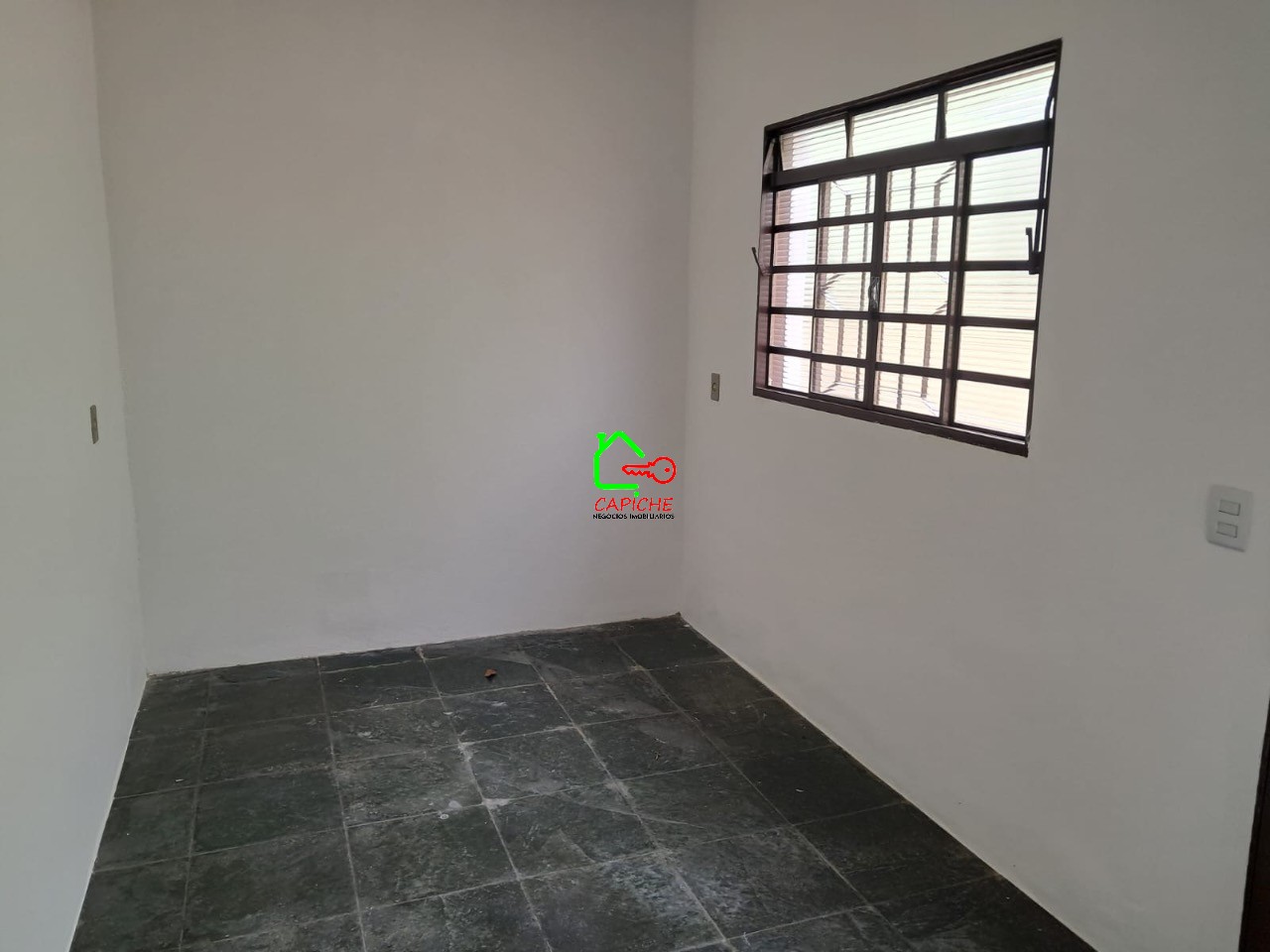 Casa para alugar com 3 quartos, 393m² - Foto 8