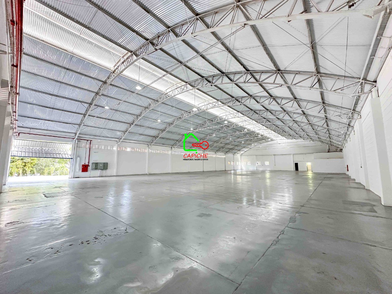 Depósito-Galpão-Armazém para alugar, 1400m² - Foto 20