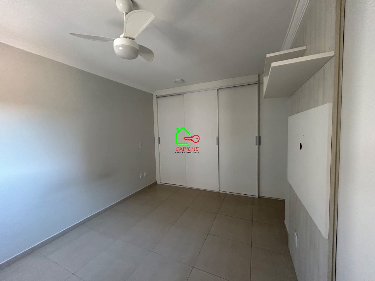 Apartamento para alugar com 3 quartos, 115m² - Foto 17