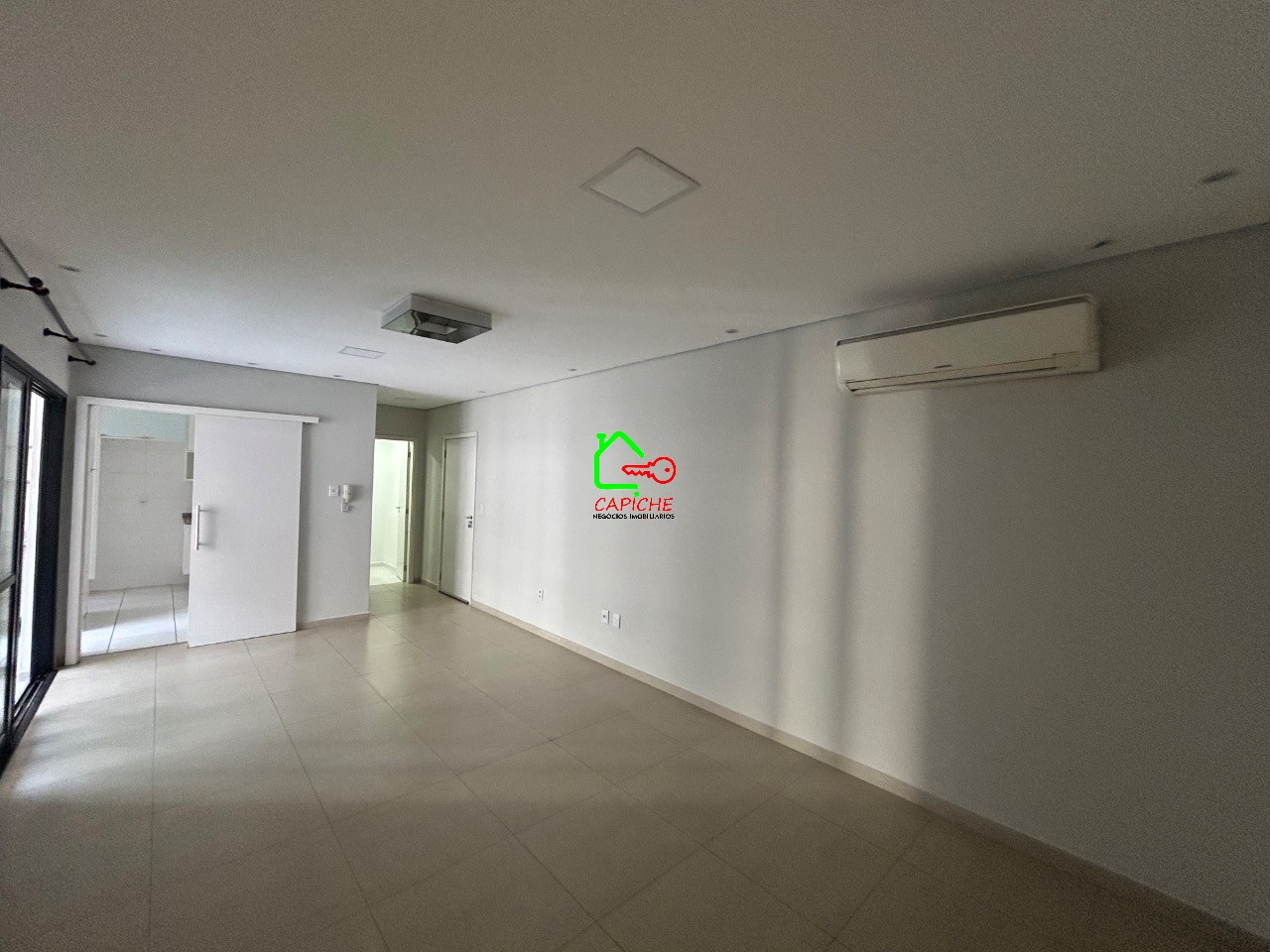 Apartamento para alugar com 3 quartos, 115m² - Foto 8