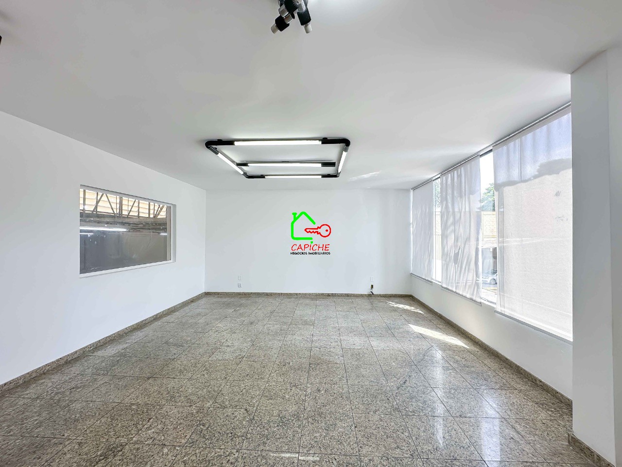 Depósito-Galpão-Armazém para alugar, 1400m² - Foto 3