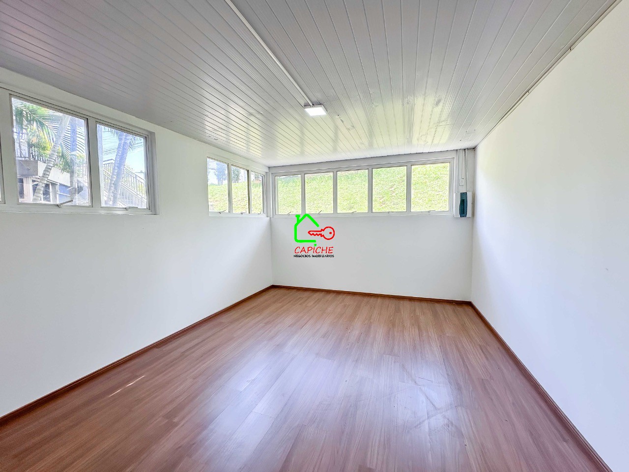 Depósito-Galpão-Armazém para alugar, 1400m² - Foto 16
