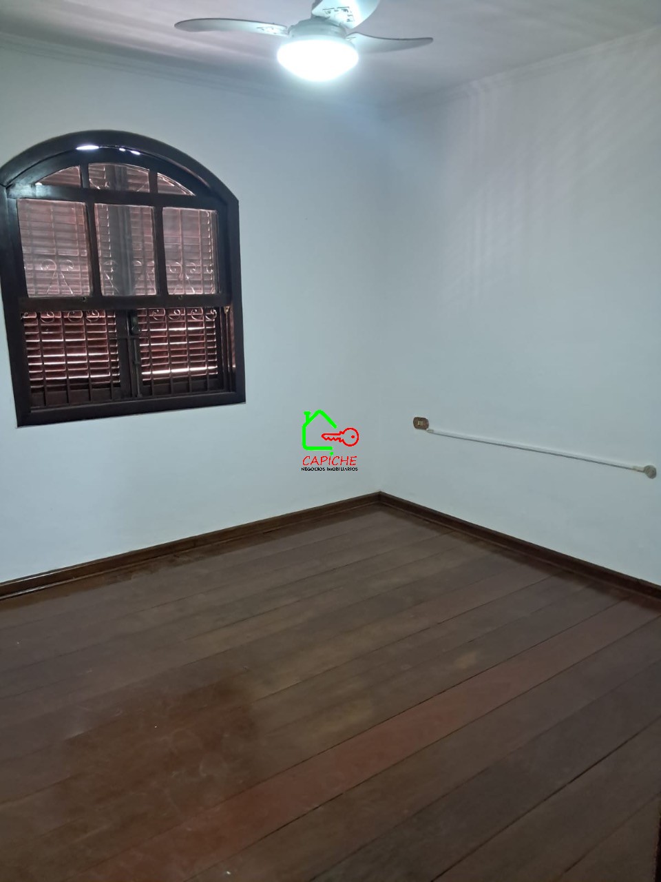 Casa para alugar com 3 quartos, 1000m² - Foto 18