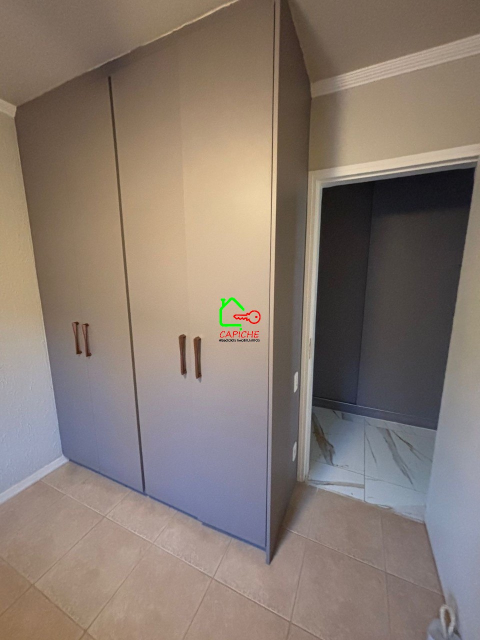 Apartamento à venda com 3 quartos, 170m² - Foto 9