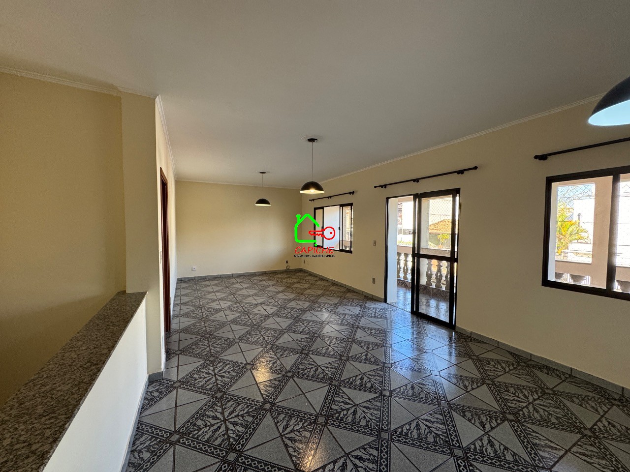 Casa à venda e aluguel com 3 quartos, 260m² - Foto 8
