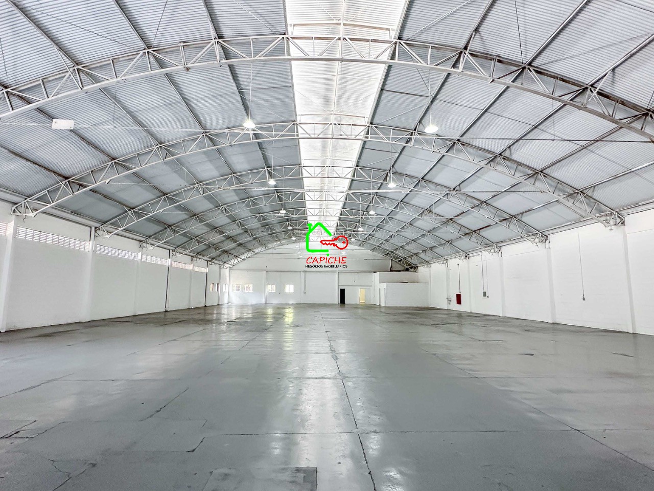 Depósito-Galpão-Armazém para alugar, 1400m² - Foto 21