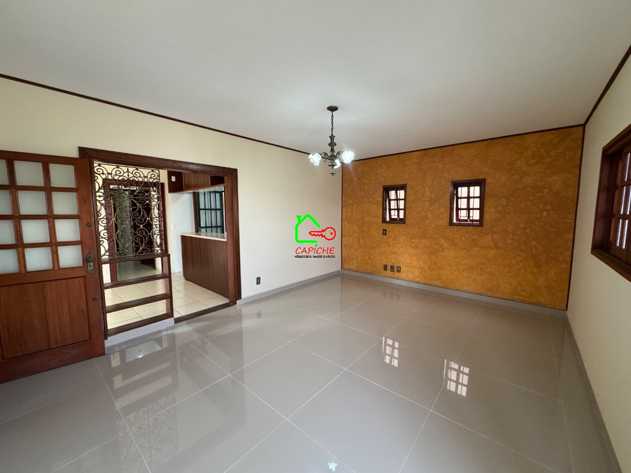 Casa para alugar com 3 quartos - Foto 1