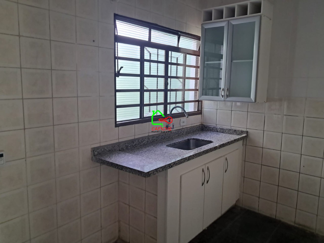 Casa para alugar com 3 quartos, 393m² - Foto 13