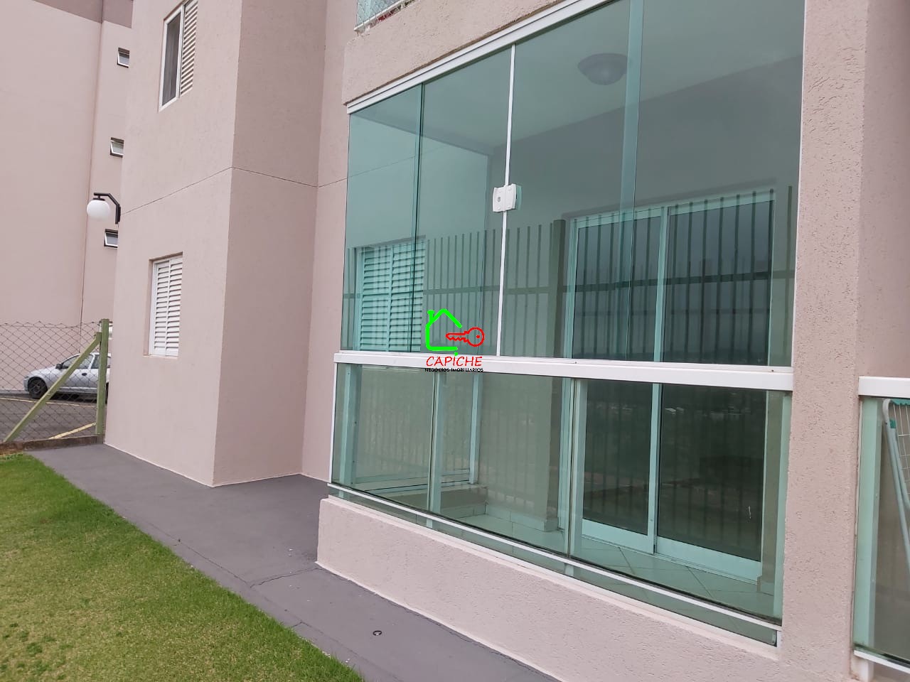 Apartamento à venda com 3 quartos, 75m² - Foto 1