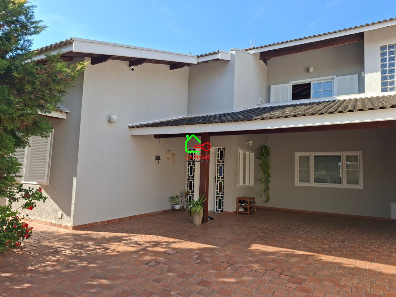 Casa à venda com 3 quartos - Foto 1