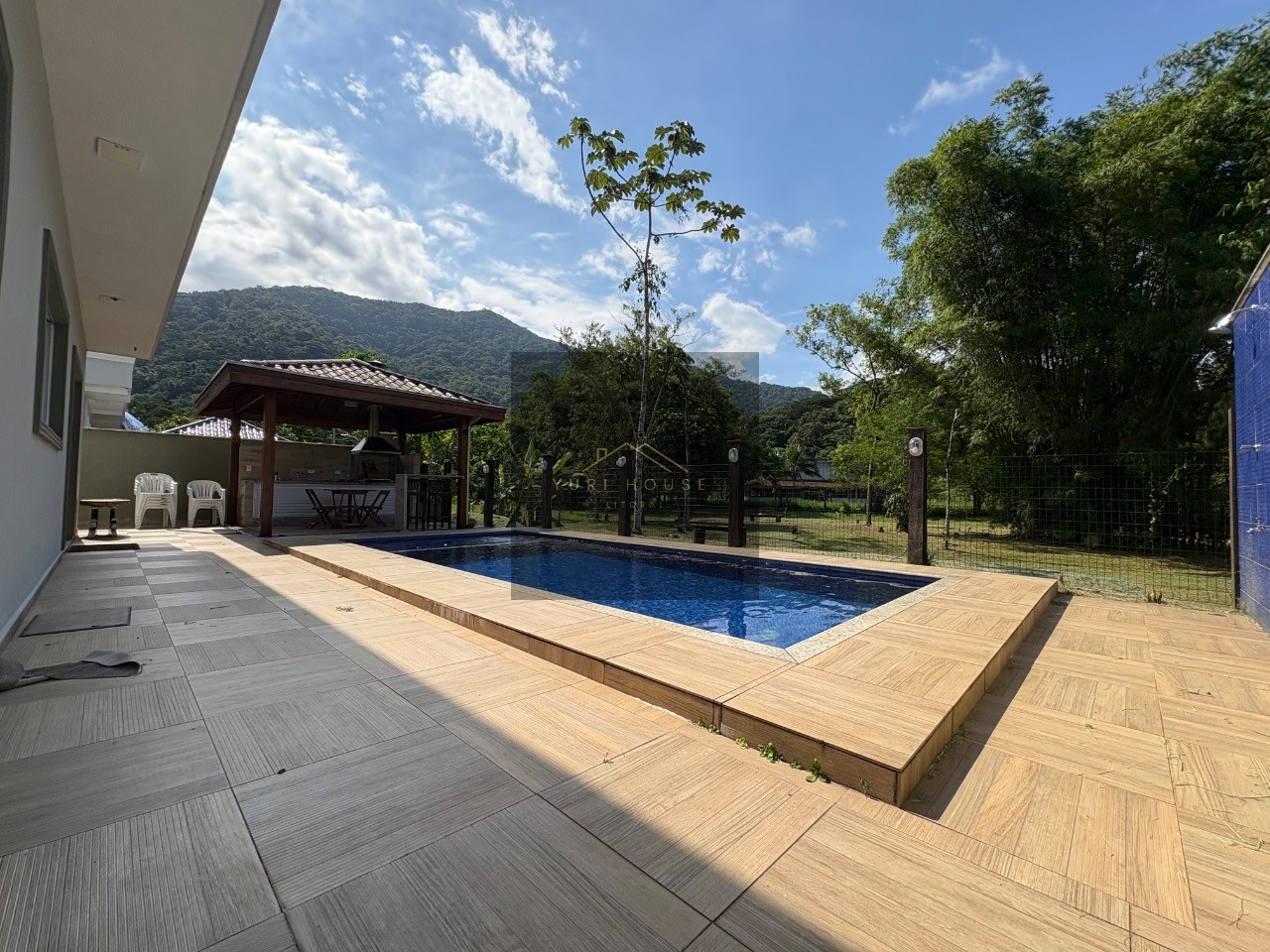 Casa, 6 quartos, 300 m² - Foto 13