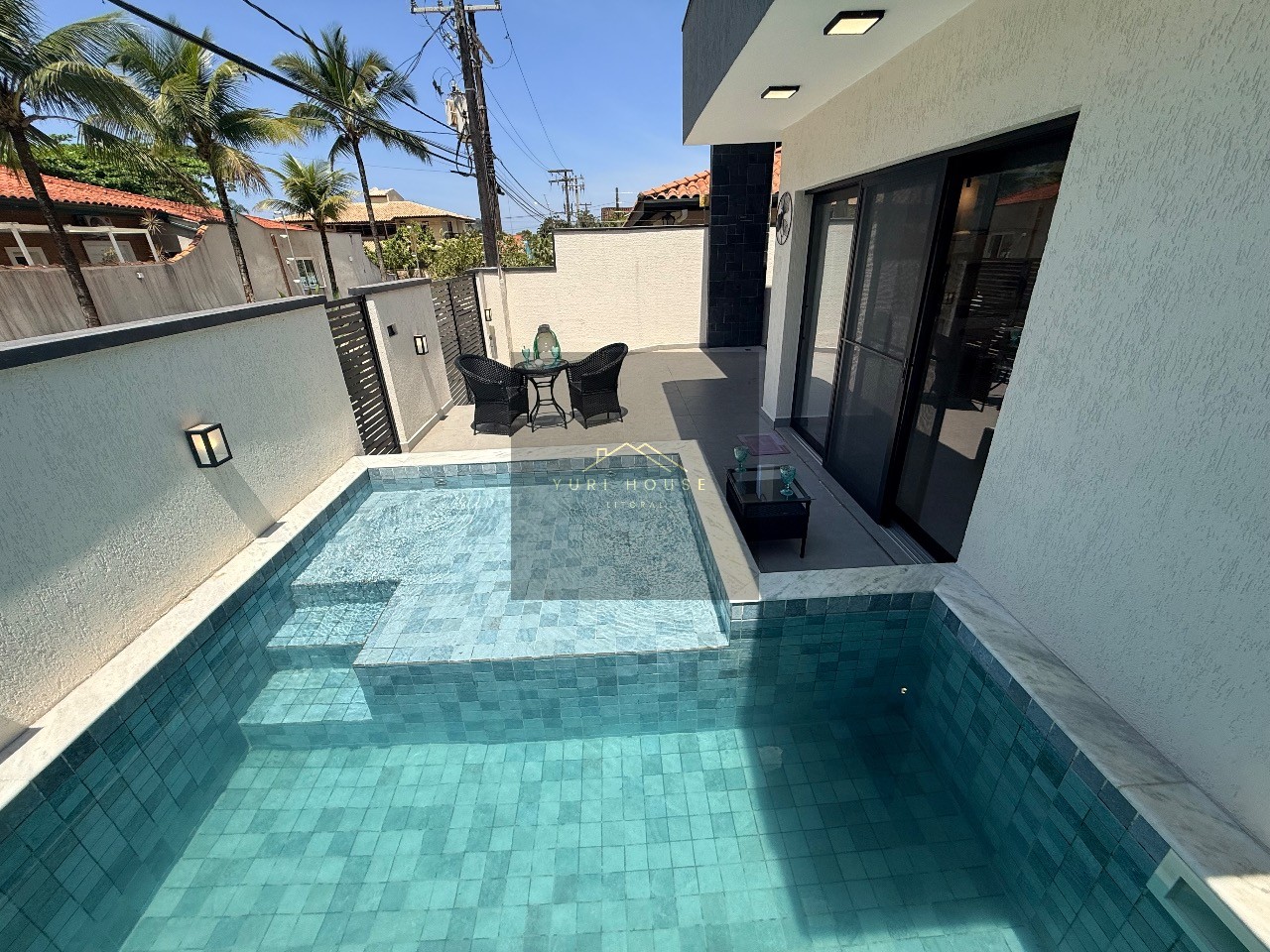 Casa, 4 quartos, 243 m² - Foto 1