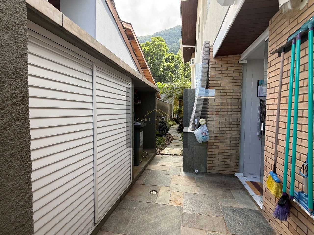 Casa, 4 quartos, 272 m² - Foto 30
