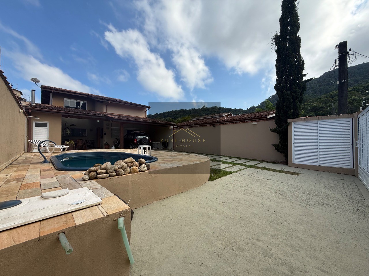 Casa, 4 quartos, 205 m² - Foto 2
