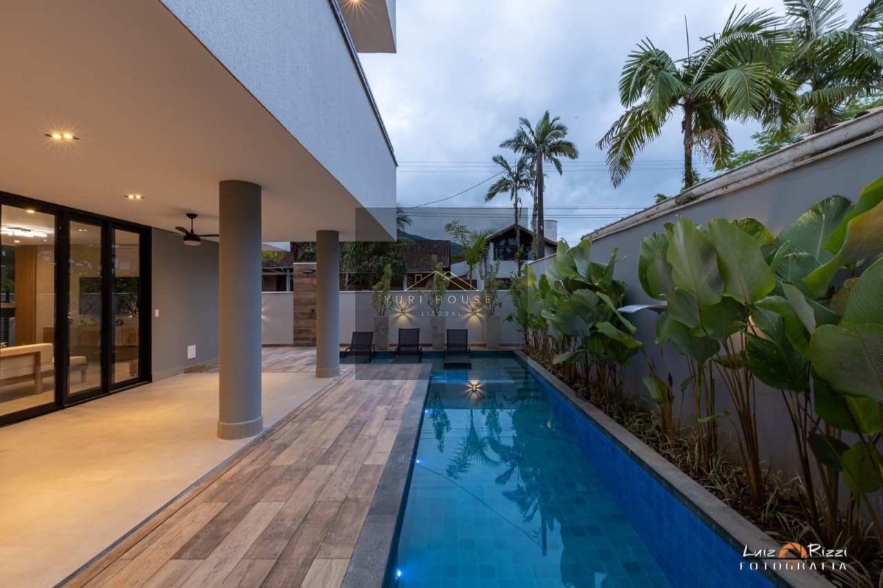 Casa, 5 quartos, 375 m² - Foto 1