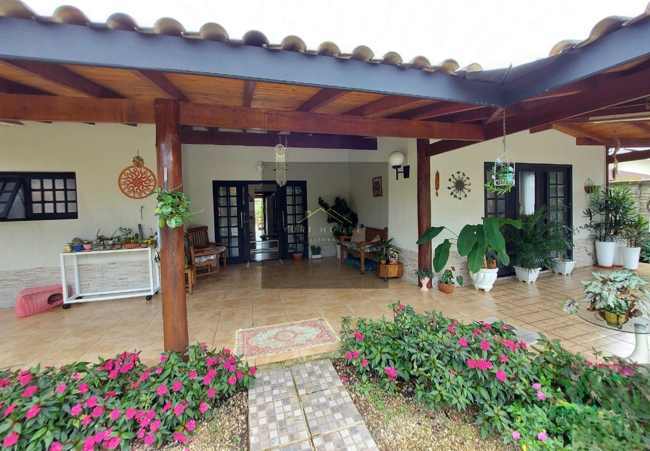 Casa, 4 quartos, 180 m² - Foto 1