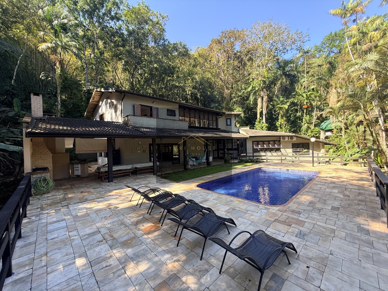 Casa, 6 quartos, 560 m² - Foto 1