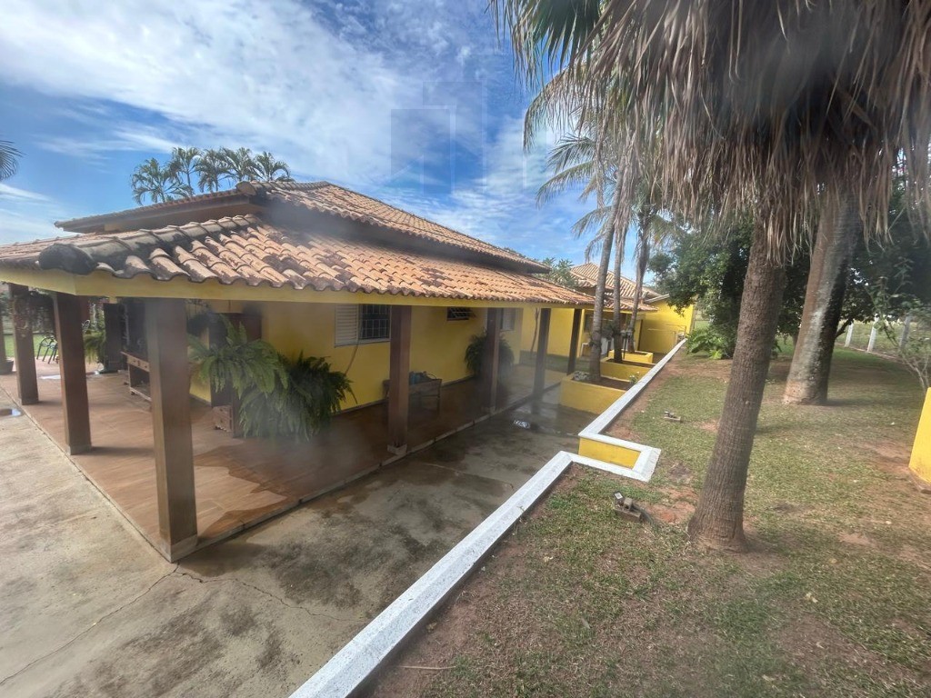 Oportunidade Única: Sítio à venda em Balbinos-SP, com 14,36 alqueires de área no bairro X. Confira já!