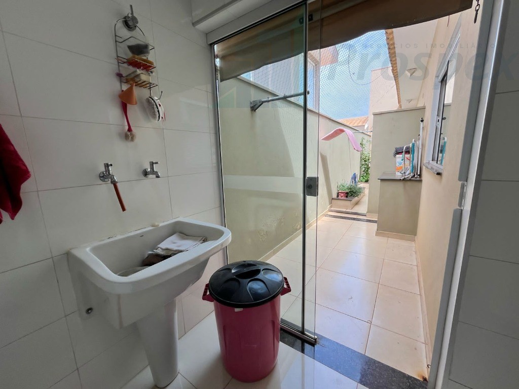 Casa à venda com 3 quartos - Foto 5