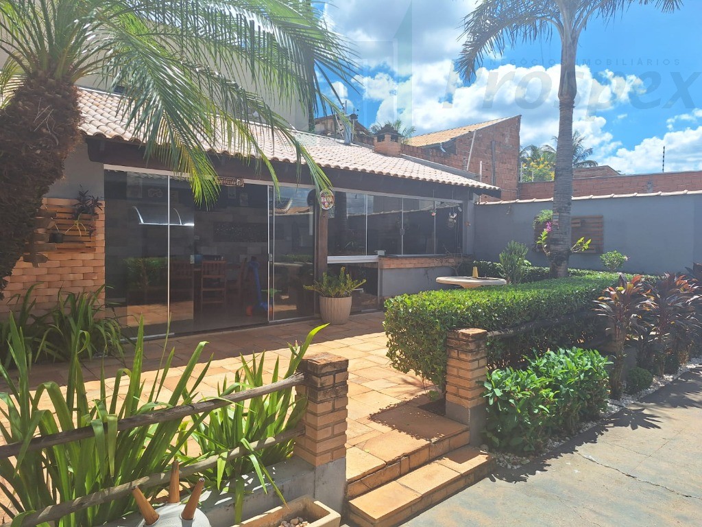 Casa à venda com 2 quartos - Foto 1