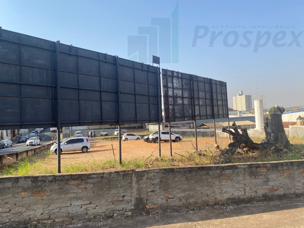 Loteamento e Condomínio, 1717 m² - Foto 1