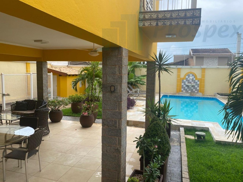 Casa à venda com 4 quartos - Foto 1