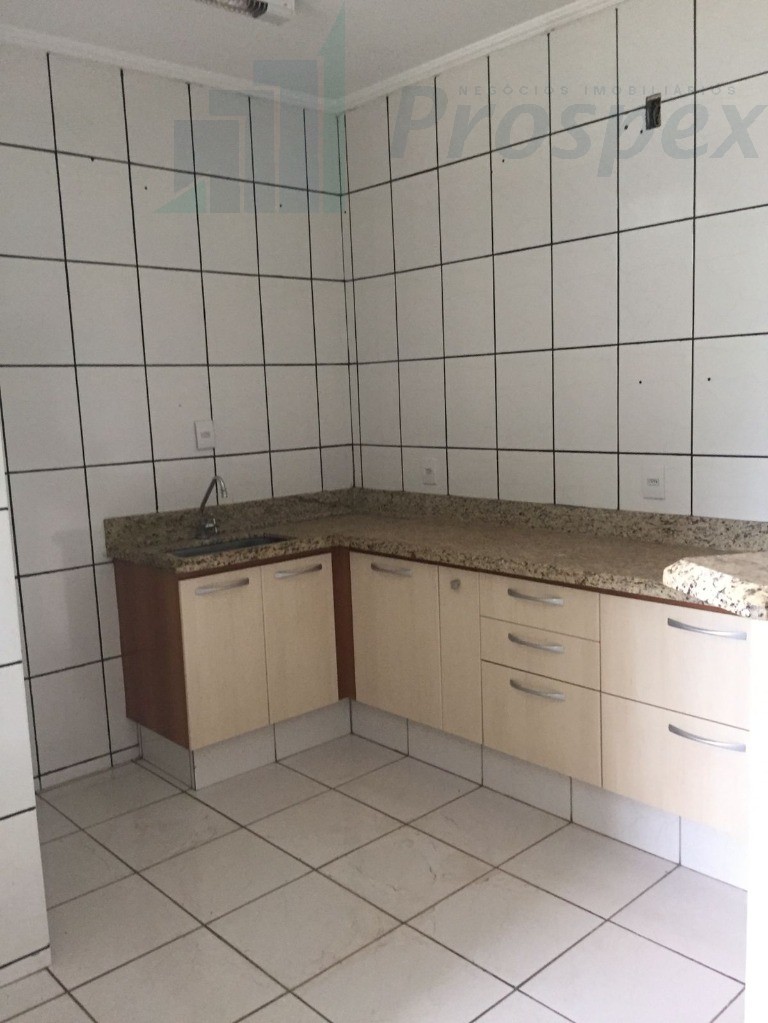 Apartamento à venda com 3 quartos, 94m² - Foto 11