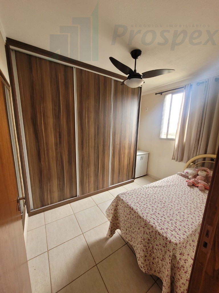 Apartamento à venda com 2 quartos, 60m² - Foto 3