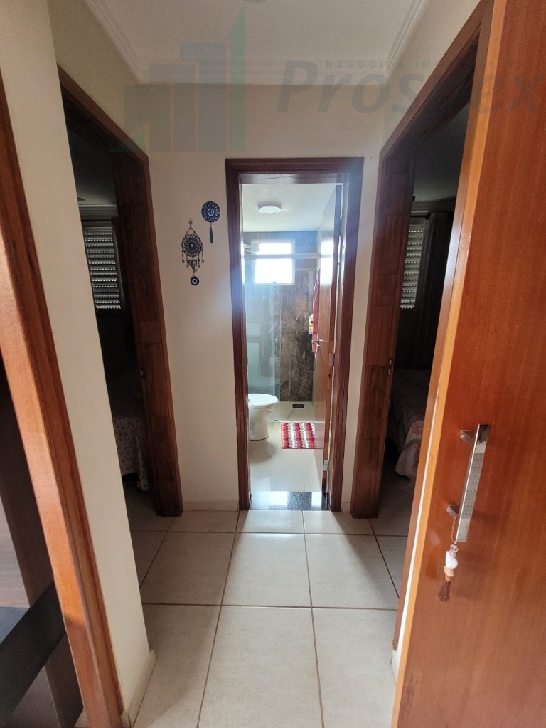 Apartamento à venda com 2 quartos, 60m² - Foto 2