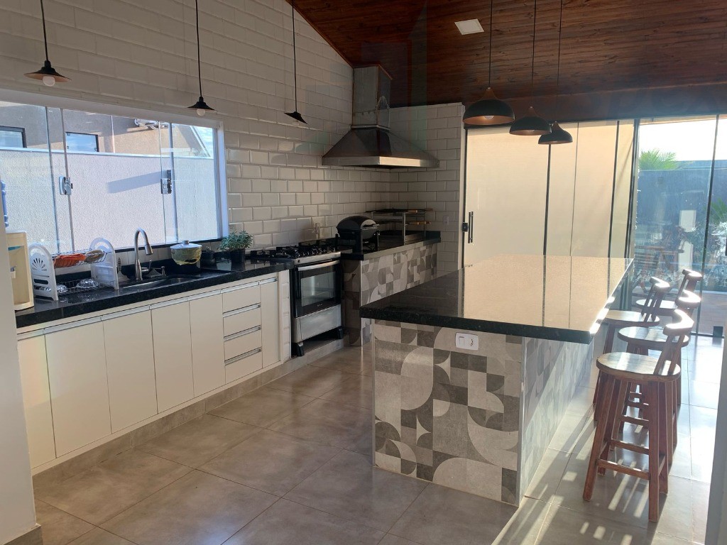 Casa à venda com 3 quartos - Foto 2