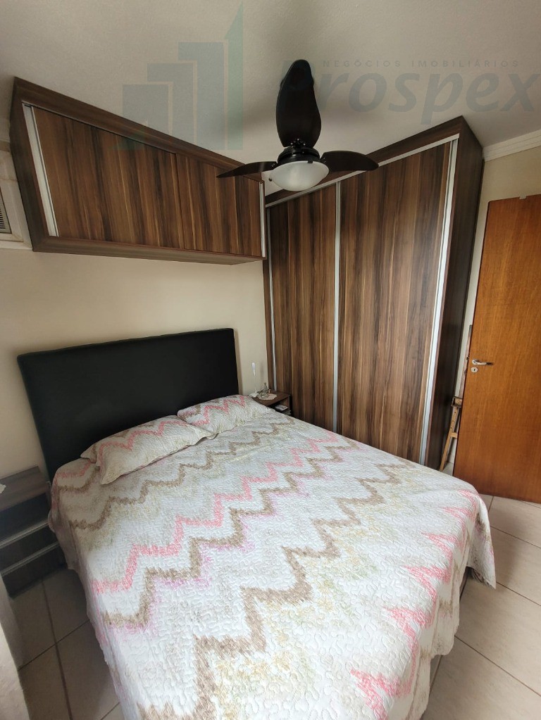 Apartamento à venda com 2 quartos, 60m² - Foto 5