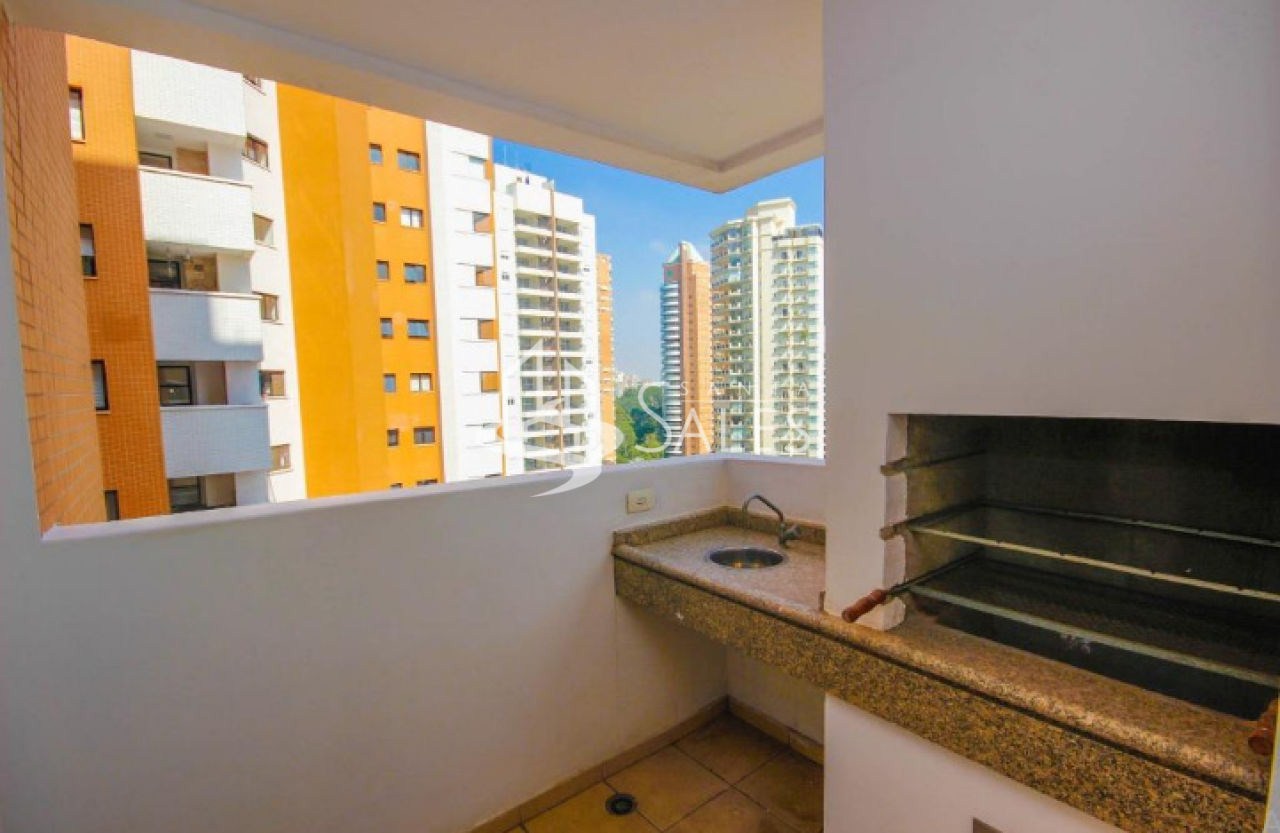 Apartamento à venda com 3 quartos, 160m² - Foto 8