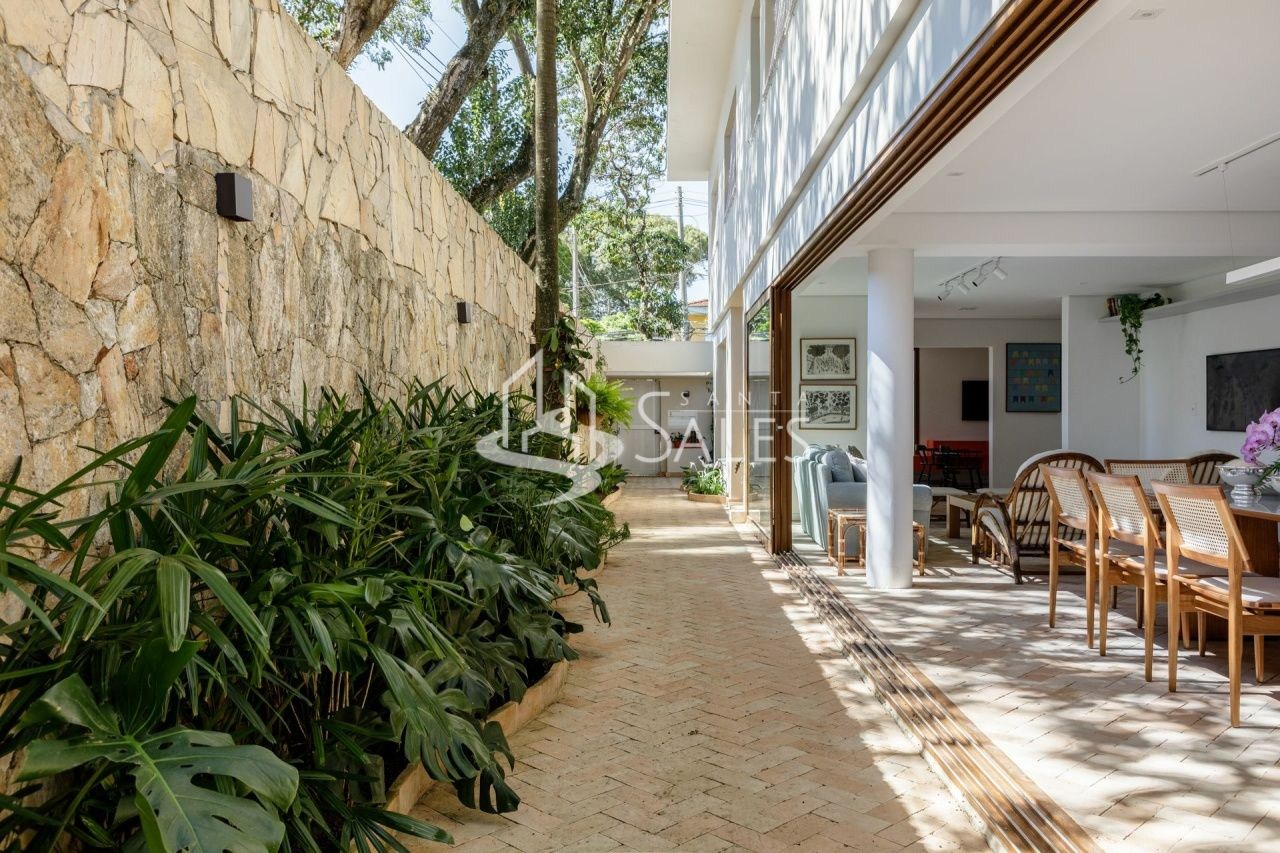 Sobrado, 3 quartos, 427 m² - Foto 2