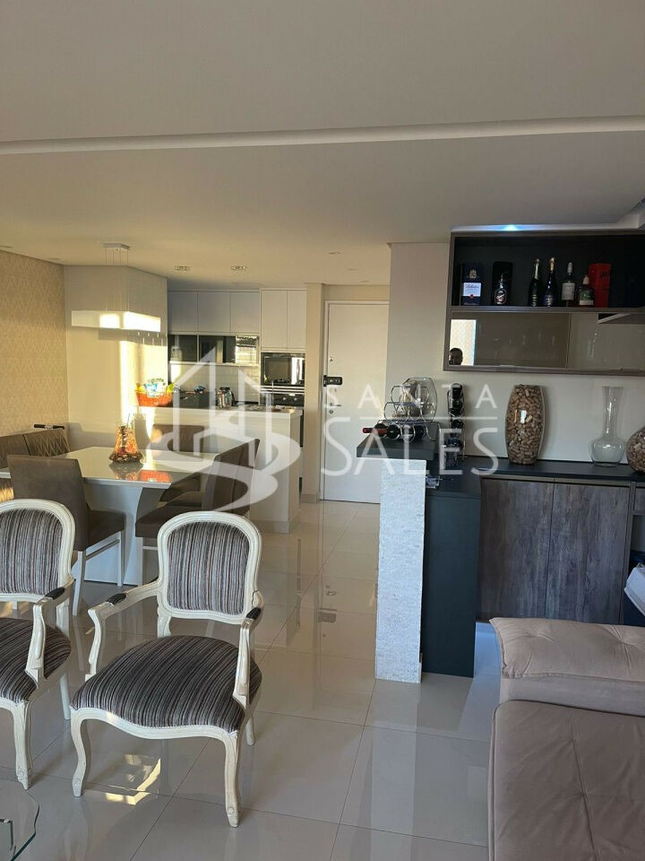 Apartamento à venda com 3 quartos, 91m² - Foto 1