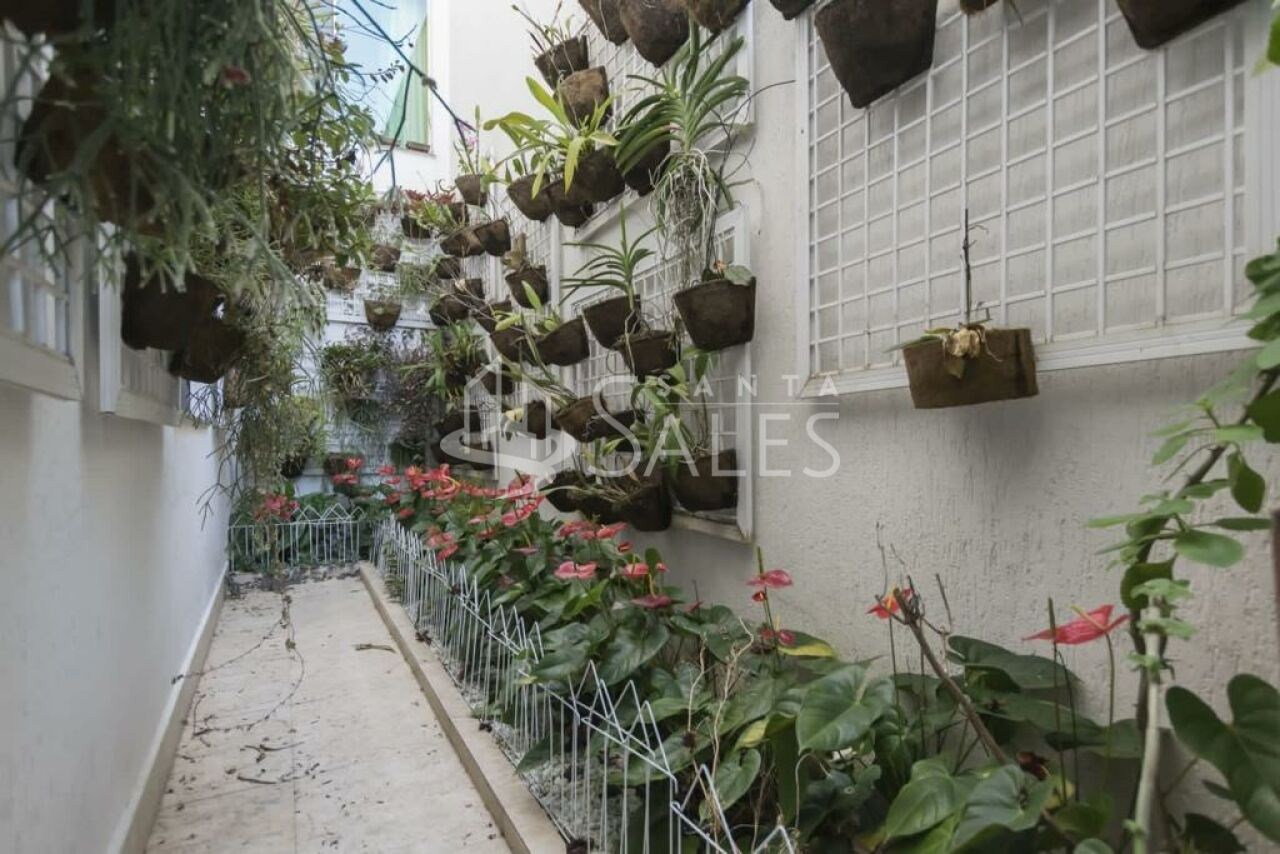 Casa à venda com 3 quartos, 270m² - Foto 7