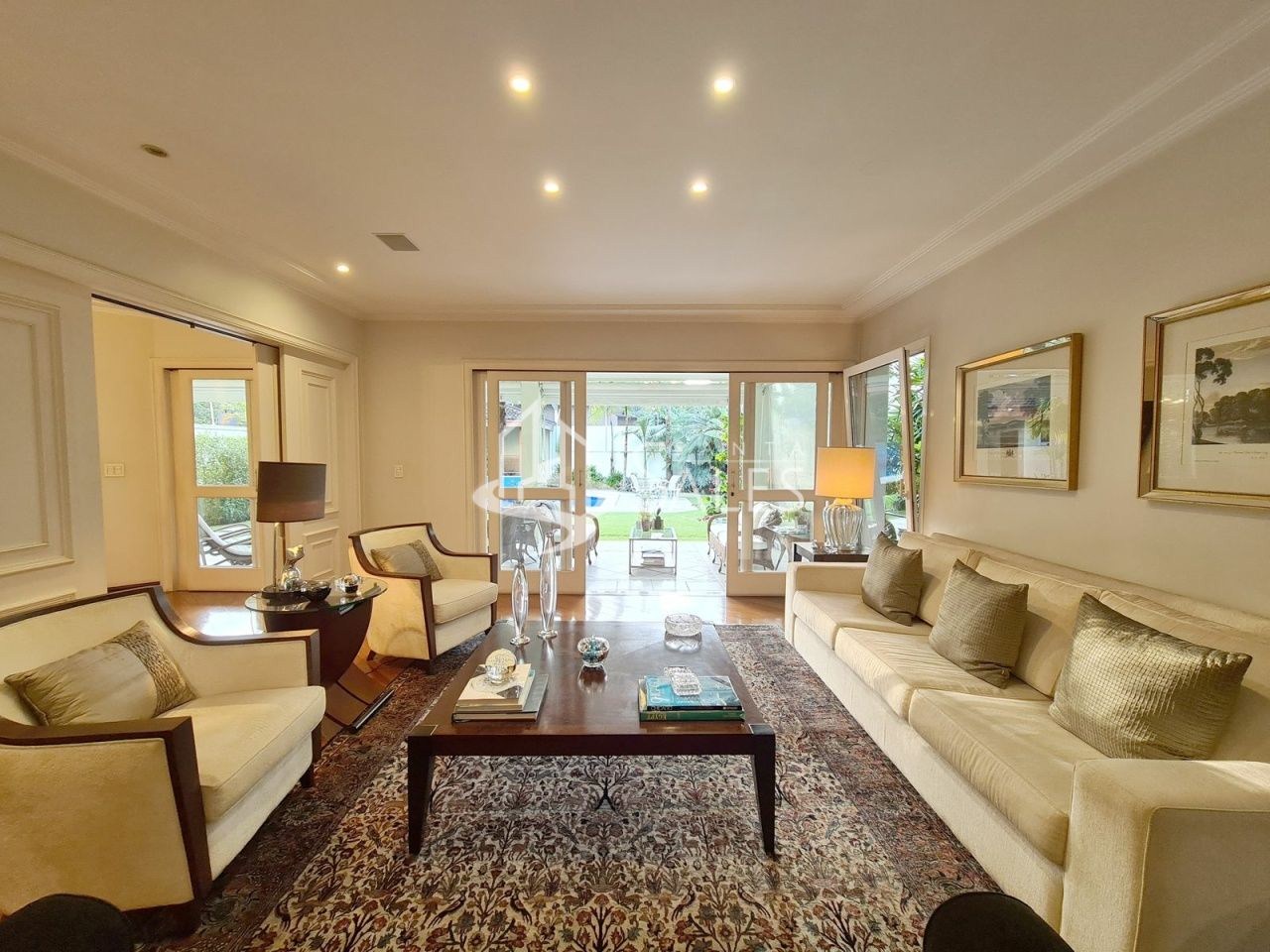 Sobrado, 4 quartos, 900 m² - Foto 2