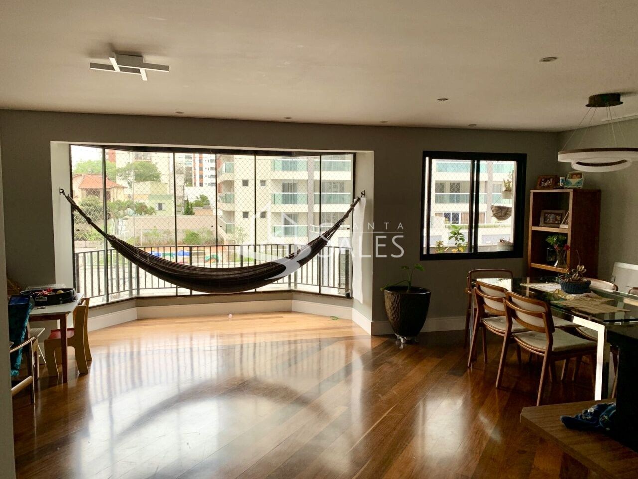 Apartamento, 3 quartos, 150 m² - Foto 2