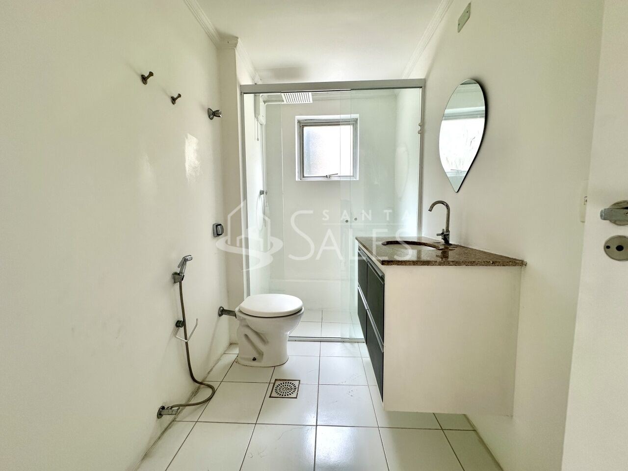 Apartamento para alugar com 3 quartos, 157m² - Foto 12