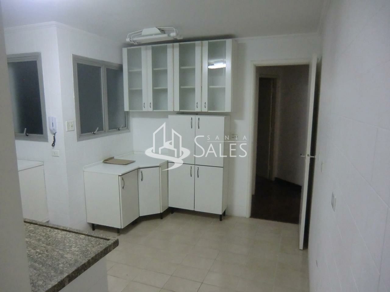 Apartamento para alugar com 4 quartos, 155m² - Foto 4