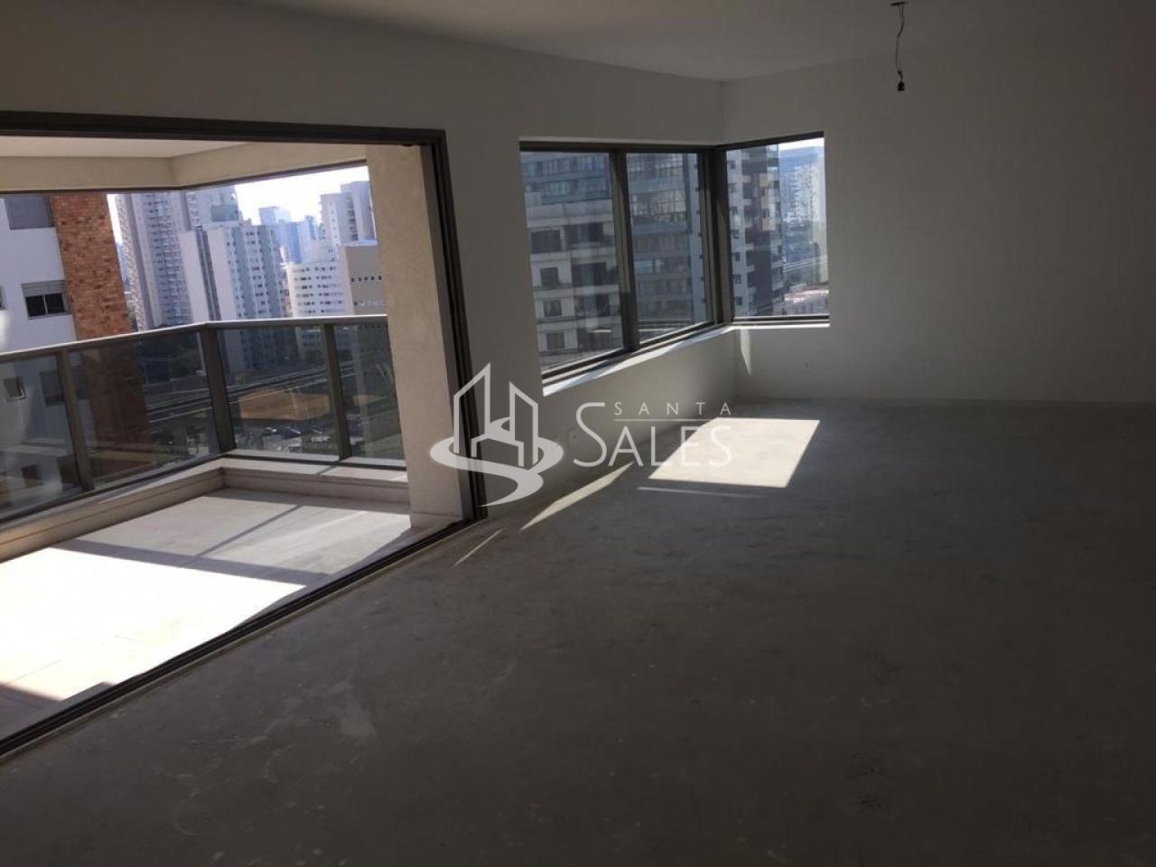 Apartamento, 3 quartos, 192 m² - Foto 1