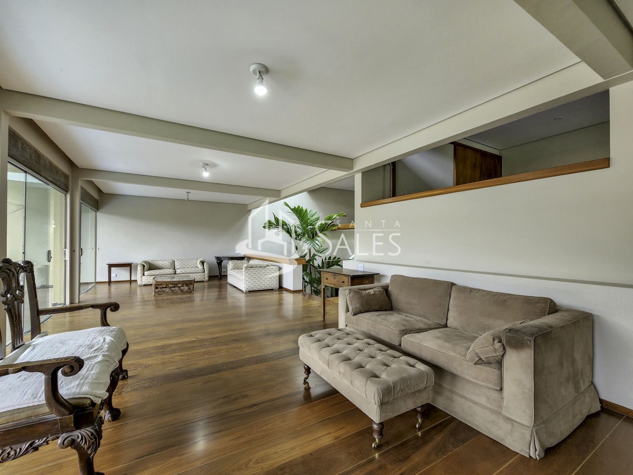 Sobrado, 5 quartos, 730 m² - Foto 1