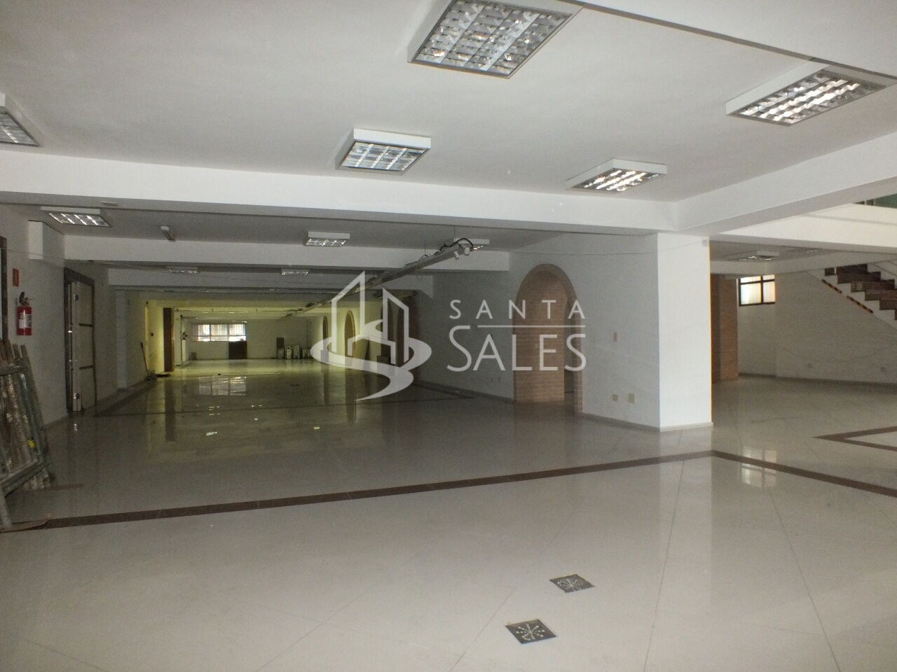 Sobrado, 10 quartos, 3000 m² - Foto 1