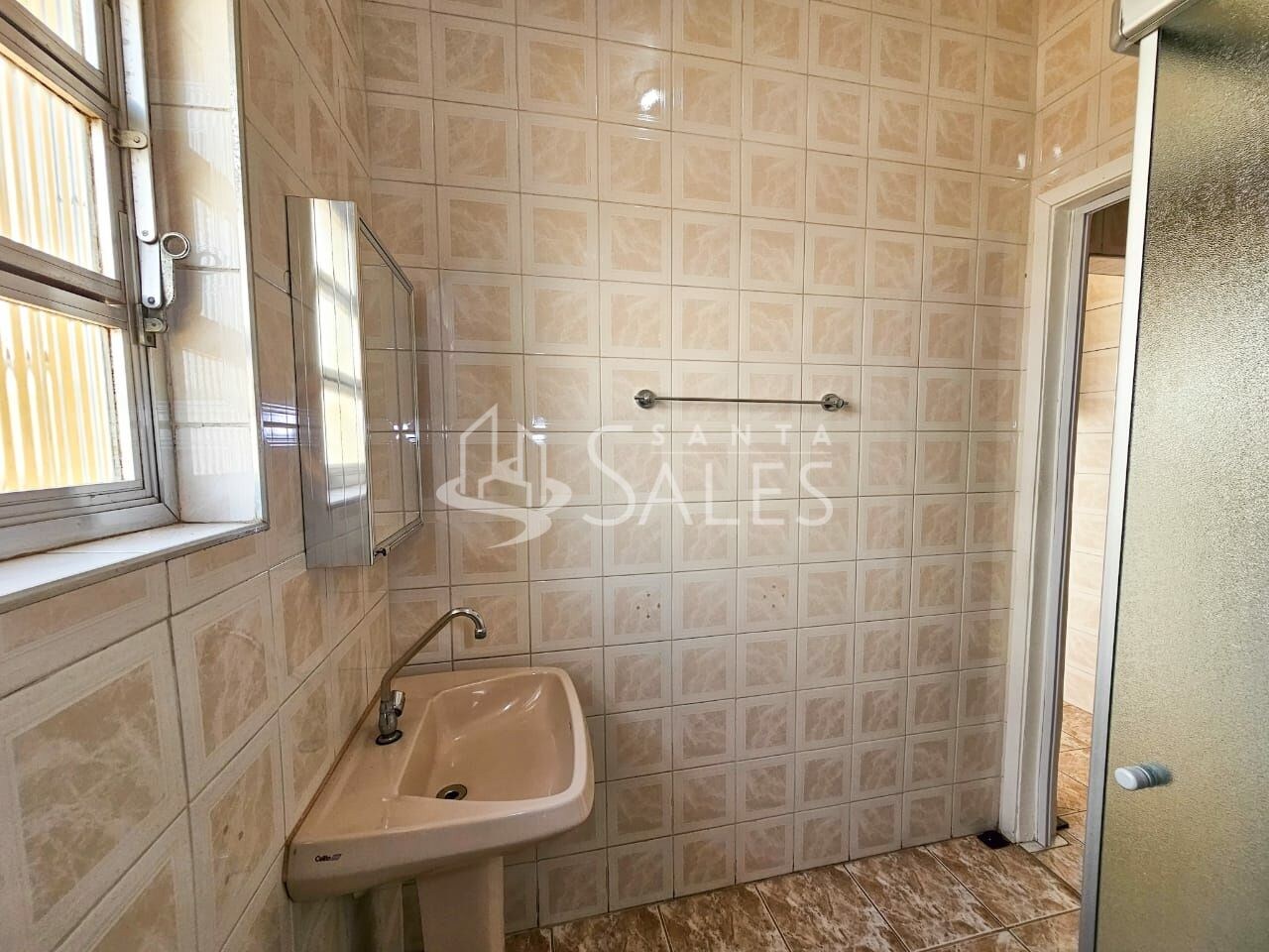 Casa à venda com 4 quartos, 200m² - Foto 15