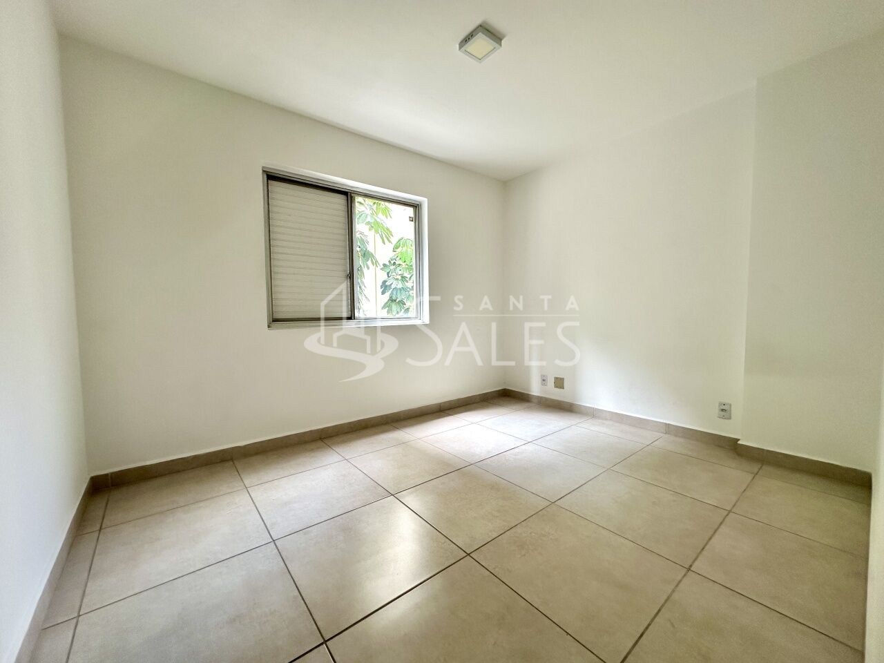 Apartamento para alugar com 3 quartos, 157m² - Foto 16