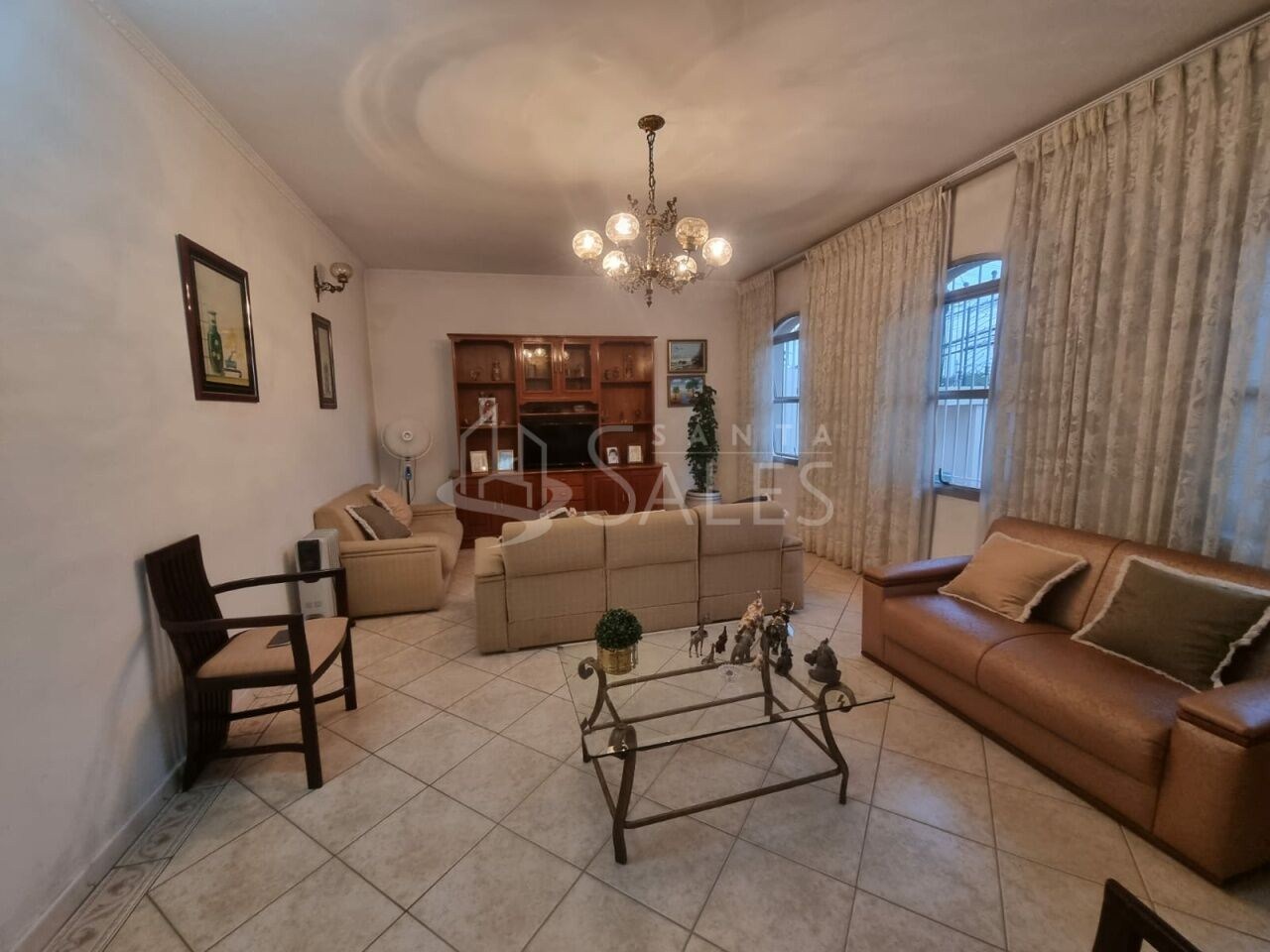 Casa, 3 quartos, 195 m² - Foto 1