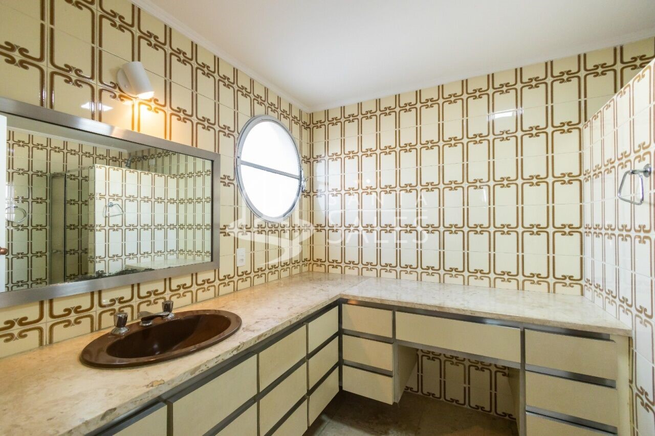 Apartamento à venda com 3 quartos, 200m² - Foto 11