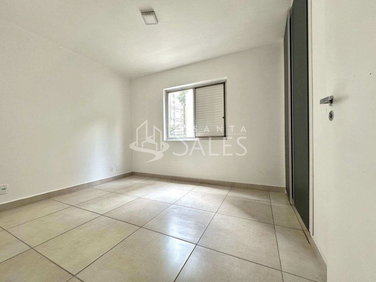 Apartamento para alugar com 3 quartos, 157m² - Foto 15