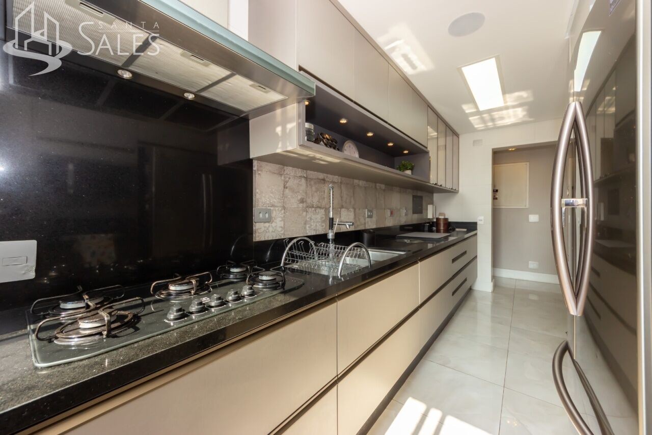 Apartamento à venda com 3 quartos, 160m² - Foto 9