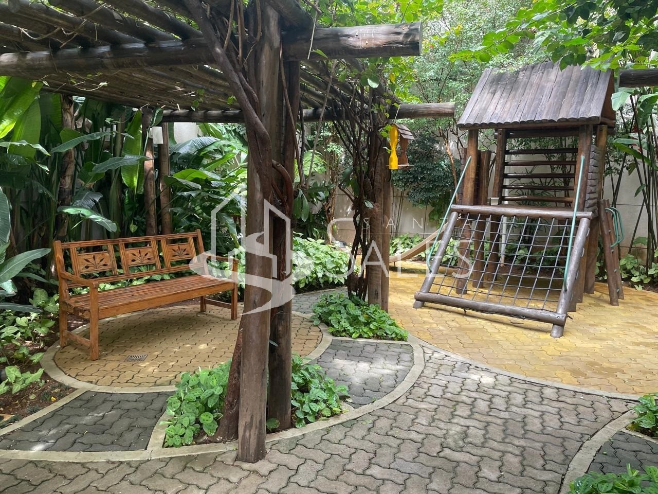 Apartamento à venda com 1 quarto, 60m² - Foto 37